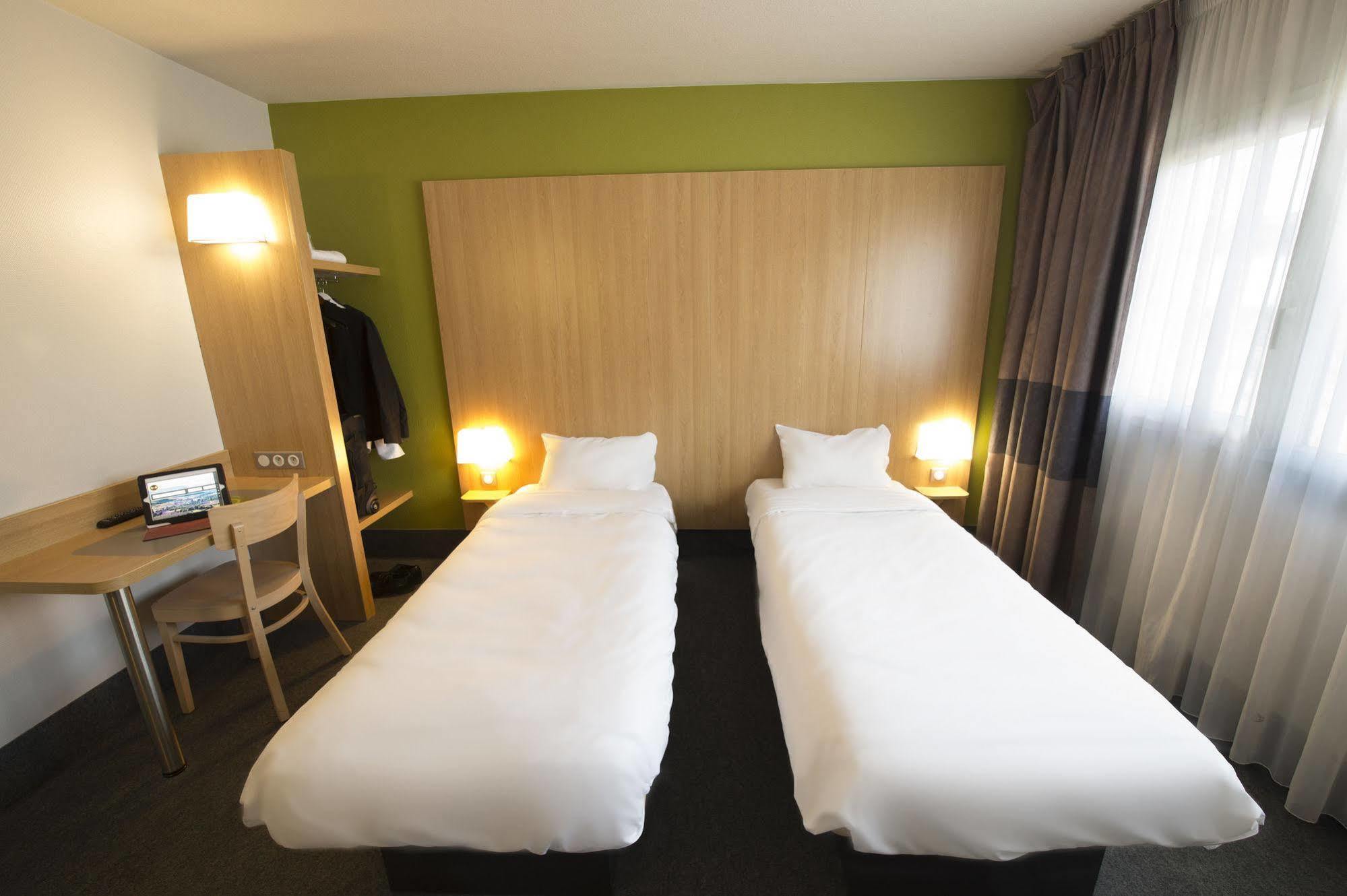 B&B Hotel Besancon Chateaufarine ภายนอก รูปภาพ