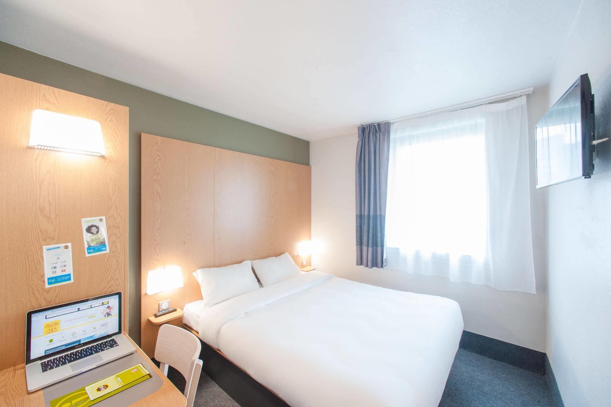 B&B Hotel Besancon Chateaufarine ภายนอก รูปภาพ