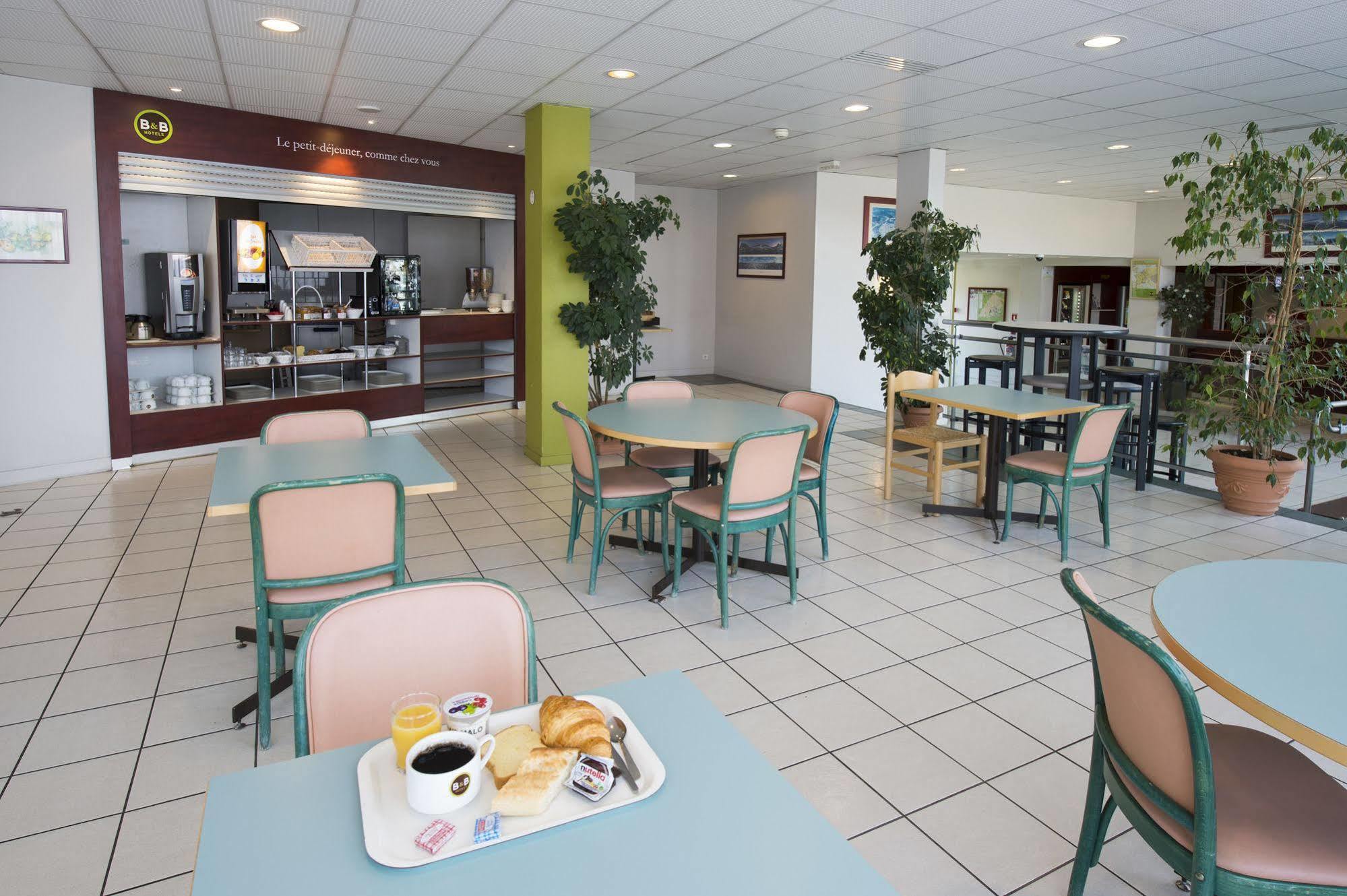 B&B Hotel Besancon Chateaufarine ภายนอก รูปภาพ