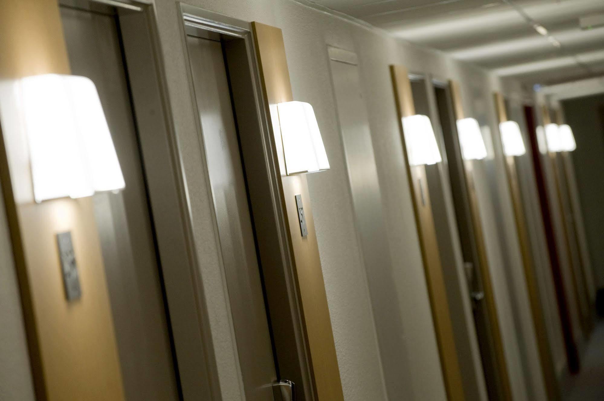 B&B Hotel Besancon Chateaufarine ภายนอก รูปภาพ